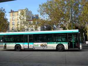 ônibus paris transporte público