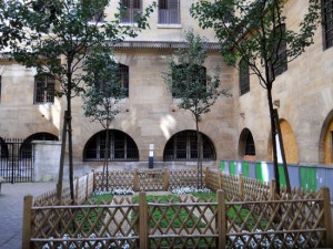 La cour des Femmes Conciergerie Paris