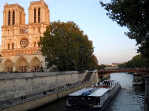Notre-Dame e passeio de barco
