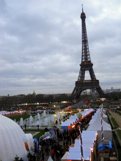 Entardecendo no Marchè de Noël do Trocadéro