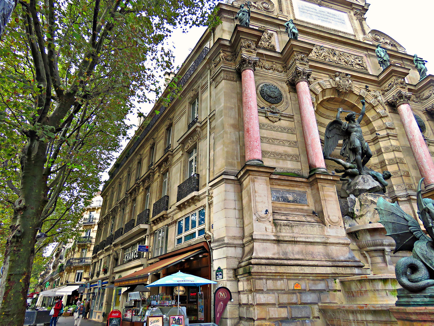Place Saint-Michel